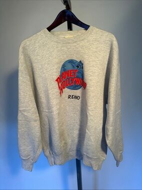 Planet Hollywood Reno Gray Logo Crewneck Sweatshirt XL (fits like a med/large)
